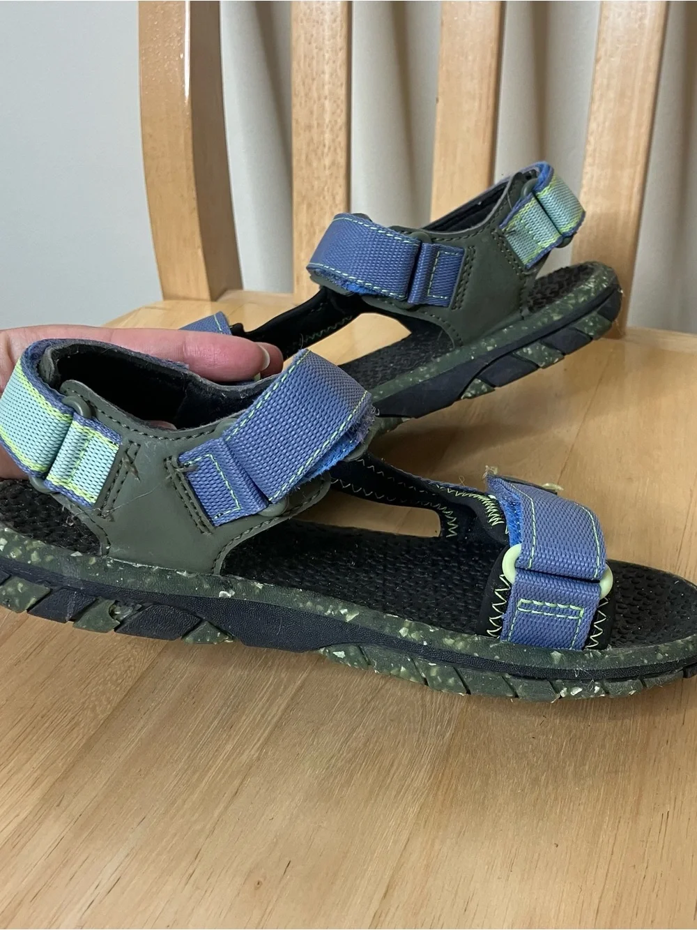 Wonder Nation boys Velcro strap sandals size 1 youth